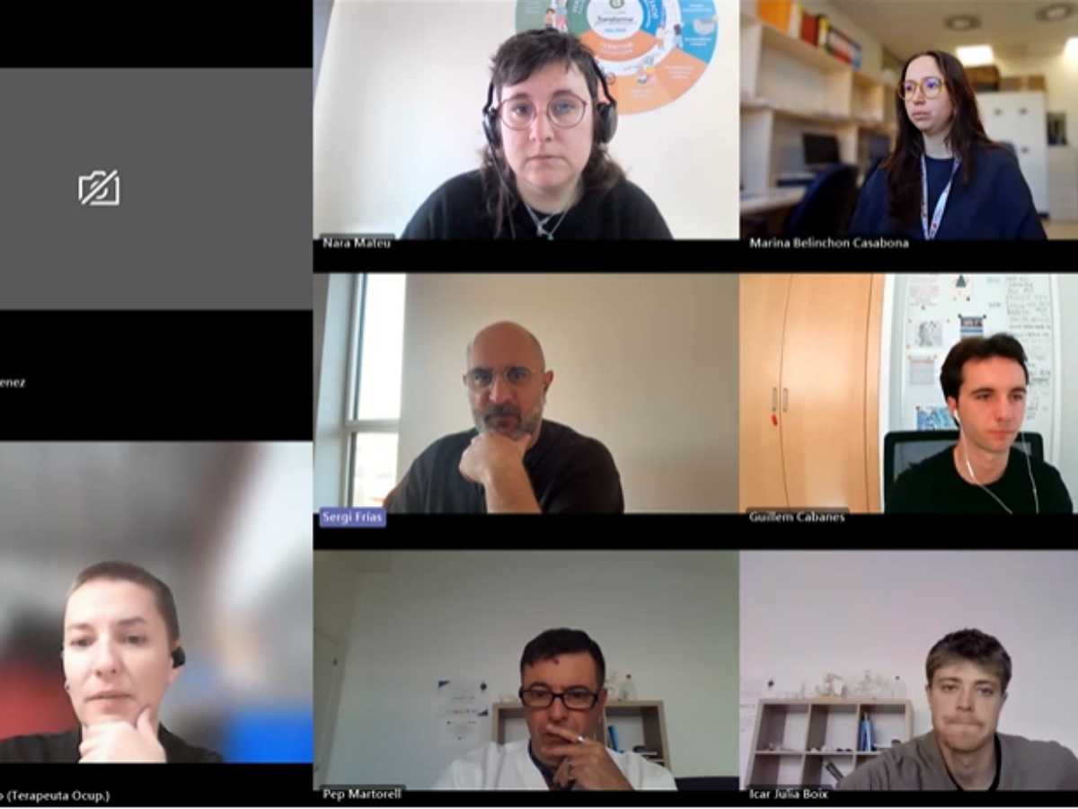 Fotografia dels participants de les noves entitats durant una sessió del Rehab-Lab